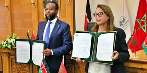 Mombasa Governor Hassan Joho (left) during the signing of the Memorandum in Morocco on May 26, 2021.