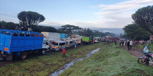 A traffic snarl-up along the Mai Mahiu - Narok Road after heavy downpour resulted in floods which deposited debris on the highway on April28, 2024