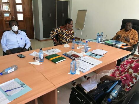 COTU Secretary General Francis Atwoli in a meeting with Masinde Muliro University officials on October 17, 2020