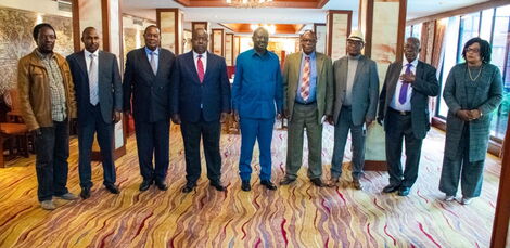 ODM party leader Raila Odinga (center) alongside Interior CS Fred Matiang'i (to his right) ,Kisii Governor James Ongwar (to his left), and other leaders. 