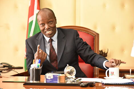 A photo of Nakuru Governor Lee Kinyanjui speaking to journalists his office on November 6, 2019.