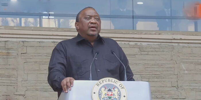 Uhuru Cracks Mourners as He Recounts Sharing ‘Porridge’ With Raila