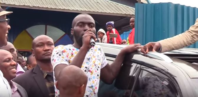 DP Ruto 'blesses' lucky Kawangware man