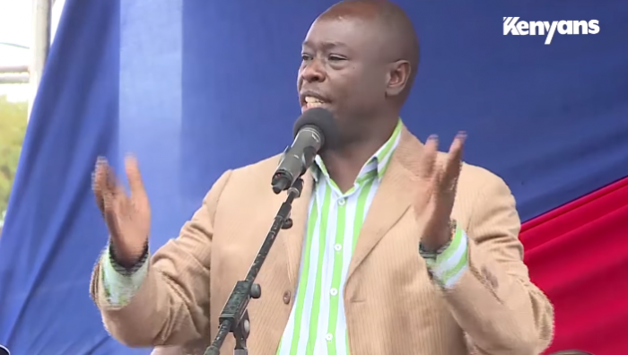 Mathira Member of Parliament (MP) Rigathi Gachagua addressing his constituents on Saturday, November 23.