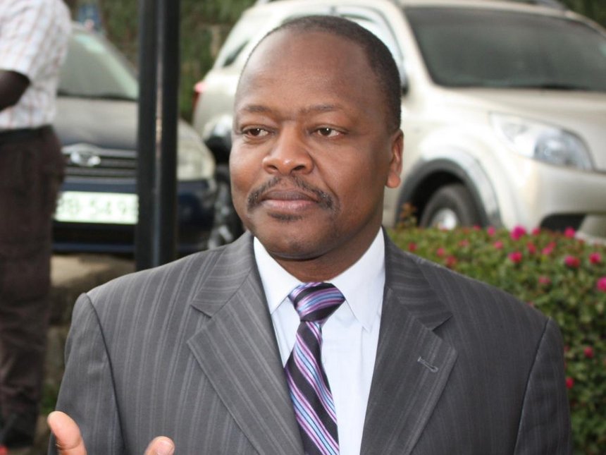 Image result for senator Mutahi Kagwe WITH UHURU KENYATTA