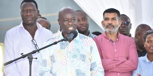 Energy CS Davis Chirchir (left), Deputy President Rigathi Gachagua (centre), and Mombasa Governor Abdulswamad Nassir (right) in Mombasa to receive over 160,000 metric tonnes of fuel on Thursday, April 13, 2023.