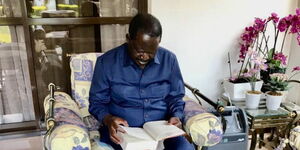 A photo of the ODM party leader seated next to what looks like an oxygen concentrator has sparked talk among Kenyans.