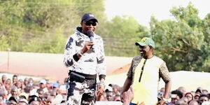 Deputy President William Ruto and Foreign Affairs Chief Administrative Secretary (CAS) Ababu Namwamba addressed a rally in Busia on January 6, 2022.