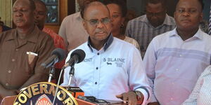 Kilifi Governor Amason Kingi addressing the media during aq past press briefing