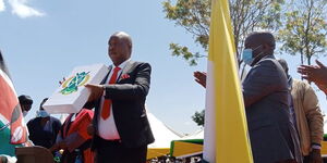 Nyamira Governor Amos Nyaribo during his swearing-in on December 29, 2020.