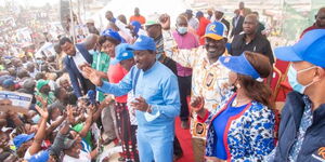 Azimio presidentialcandidate Raila Odinga and leaders from the Ukambani Region during a rally in Athi River on Sunday, June 12, 2022.jpg (6