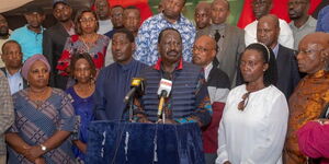Azimo gflagbearer Raila Odinga during a meeting with Meru leaders in Nairobi on Sunday, September 4, 2022..jpg