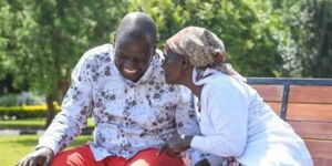 Deputy President William Ruto speaking with Margaret Njambi whose video went viral at Karen, Nairobi on February 24, 2021