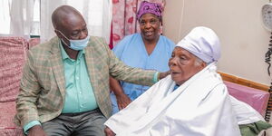 DP Rigathi Gachagua and Mukami Kimathi (far right) at a hospital in Nairobi on January 15, 2023..jpg