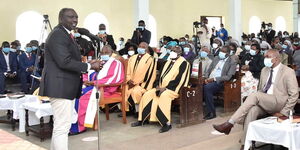 Deputy President William Ruto addressing the congregation at Africa Inland Church Bomani, Machakos Town on June 27