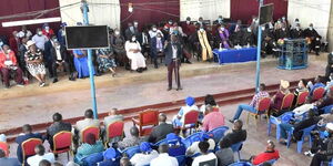 Deputy President William Ruto addressing congregants at Presbyterian Church of East Africa (PCEA) St. John Kimuchia Parish, Chogoria, Tharaka Nithi County.