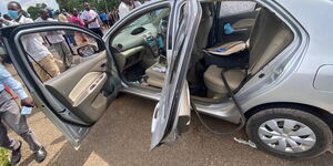 Five robbers, aboard a Toyota Belta, were gunned by police officers on Tuesday, May 18.