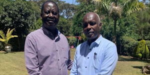 Former Prime Minister Raila Odinga (left) and Makueni Governor Kivutha Kibwana