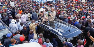 Former Prime Minister Raila Odinga addresses Nyandarua residents on Saturday, November 6, 2021.