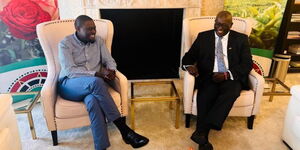 Nairobi Governor, Johnson Sakaja, meets Kenya's High Commissioner to the UK, Manoah Esipisu at the Kenya High Commission in London on April 3, 2023.