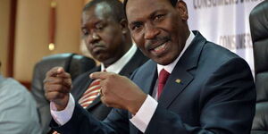 Kenya Film Classification Board (KFCB) chief executive officer Ezekiel Mutua (right) addressing a press conference at KFCB offices in April 2016