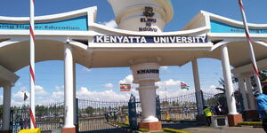 The entrance to Kenyatta University main campus located along Thika Road. 