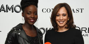Lupita Nyong'o (l) and Kamala Harris pictured at the Glamour Women of the Year awards in 2018