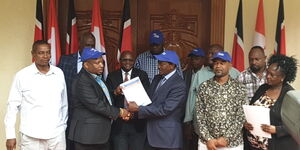 Former Nairobi Governor Mike Sonko and Wiper Party leader Kalonzo Musyoka on Thursday, April 21, 2022.