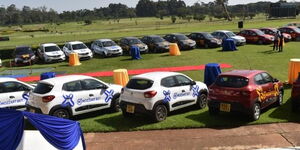 Mozzart Bet gave away 31 cars to winners of the Omoka na Moti promotion on Thursday, January 27, 2022