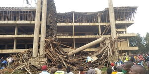 On-lookers at the scene of the accident in Nyamira on May 27, 2021.