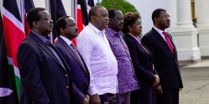 From Left: Musalia Mudavadi, Kalonzo Musyoka, President Uhuru Kenyatta, Raila Odinga, Governor Charity Ngilu and Senator Moses Wetangula during a past meeting at State House