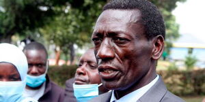 KNUT Sec-Gen Collins Oyuu 