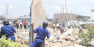 Police engaged in running battles with Mukuru kwa Njenga residents on Monday, December 26, 2021.