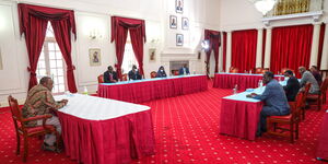 President Uhuru Kenyatta (Left) Chairing the Leaders meeting at State House on September 15, 2020.