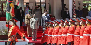 Former President Uhuru Kenyatta (in black suit) and his Burundi counterpart Evariste Ndayishimiye at Kisumu State Lodge on Monday, May 31, 2021.