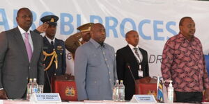 President William Ruto (left), his predecessor Uhuru Kenyatta (right) and other leaders in Nairobi on Monday, November 28, 2022.