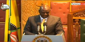 President William Ruto addessing MPs and Senators during the official opening of the 13th Parliament.JPG
