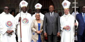 Provost Sammy Wainaina (far left), Archbishop Jackson Ole Sapit and clergy members welcome former President Uhuru Kenyatta, Margaret Kenyatta anfd Raila