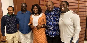 Raila Odinga poses for a picture with President Uhuru Kenyatta, Jomo Kenyatta , Ida Odinga and Winnie Odinga at his Karen home on Tuesday, September 6, 2022