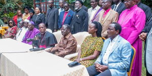 Raila Odinga (Centre) with religious leaders from across the country in Karen home on August 20, 2022