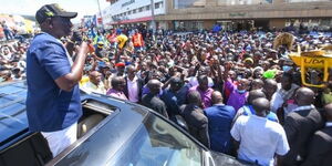 Deputy President William Ruto speaks to Kisumu residents on Wednesday, November 10.