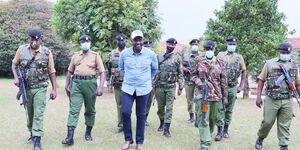 Deputy President William Ruto and police officers at his Karen Residence
