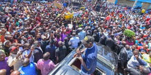 Deputy President William Ruto speaks to Kisumu residents on Wednesday, November 10.