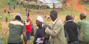 Internally Displaced Persons subdivide a parcel of land in Shamba la Muhu, Nyandarua County on January 18, 2021.