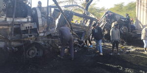 The car wreck after an accident that occurred between Mai Mahiu and Naivasha on Wednesday, December 14, 2022