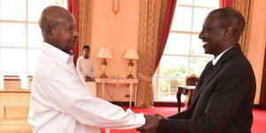 Ugandan President Yoweri Museveni (left) and President William Ruto (right)  at State House in 2021
