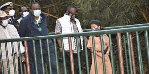 President Uhuru Kenyatta and Nairobi Governor Mike Mbuvi Sonko during the official launch of the Michuki park on Friday, August 14.