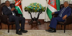 President Uhuru Kenyatta (Left) and his Seychelles counterpart Wavel Ramkalawan (Right) at State House, Victoria in Seychelles on July 18, 2022