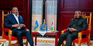 Former President Uhuru Kenyatta (left) and Burundian President Evariste Ndayishimiye during a meeting at State House Burundi on Novemvember 4, 2022. 