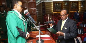 Serah Kioko, acting National Assembly speaker administering an Oath of Office to Garissa Town MP Aden Duale on Thursday, September 8, 2022
